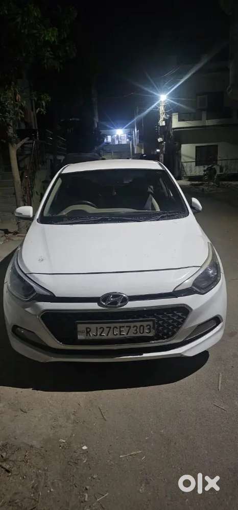 Hyundai Elite I20 2015 Diesel 165000 Km Driven