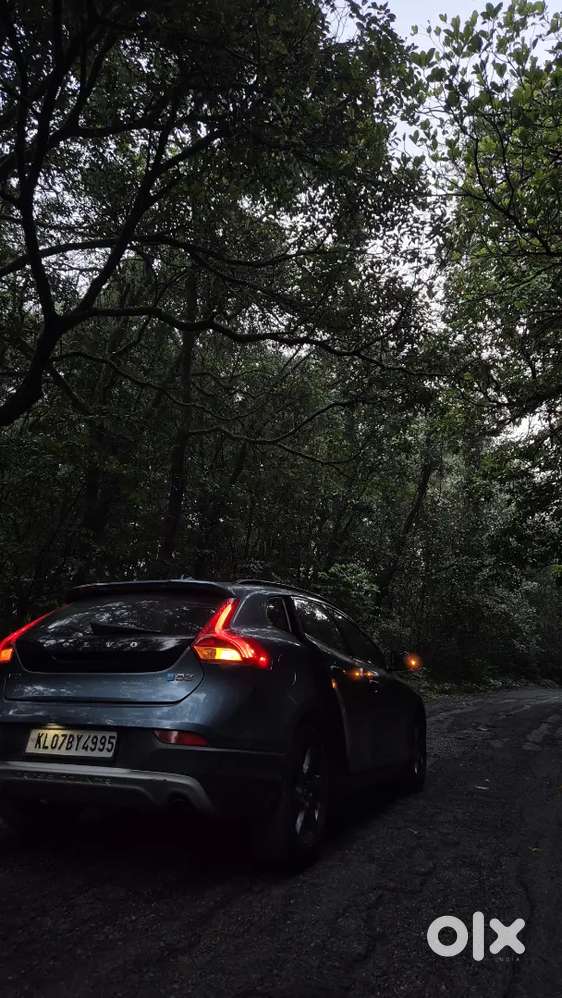 Volvo V40 Cross Country 2013