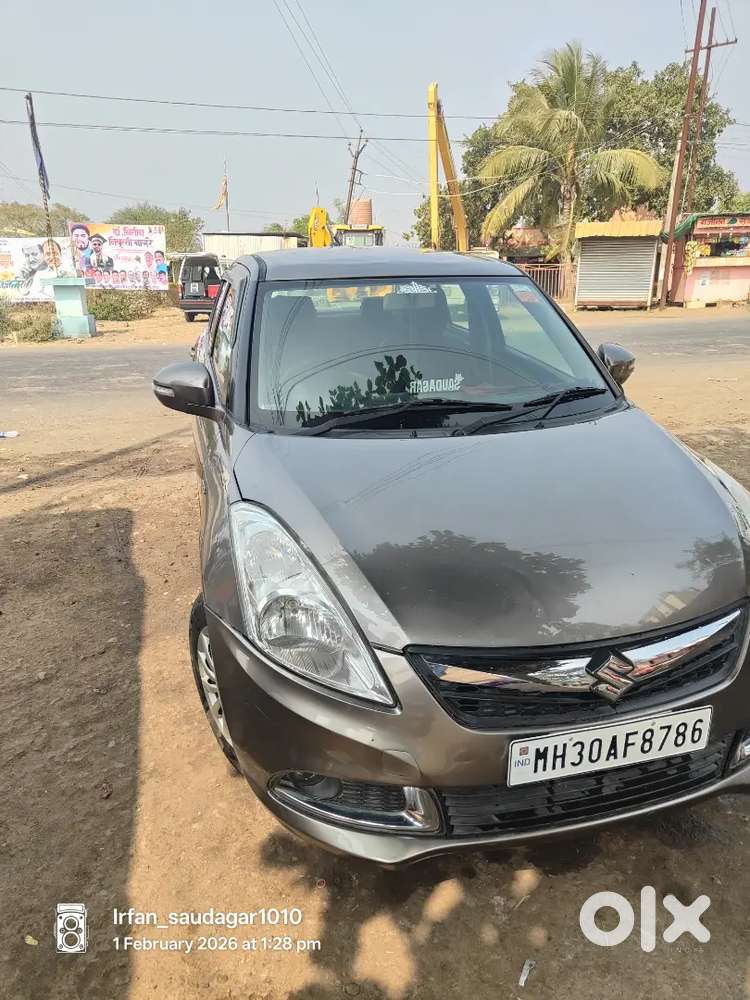 Second Owner And Km 98000/-  Showroom Service Record