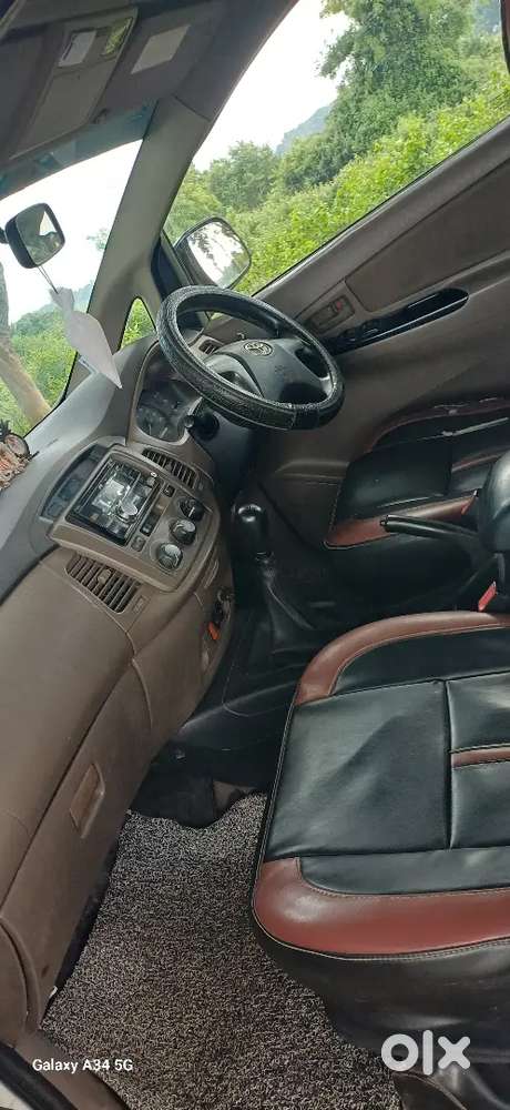 Toyota Innova 2.5 G4 2015