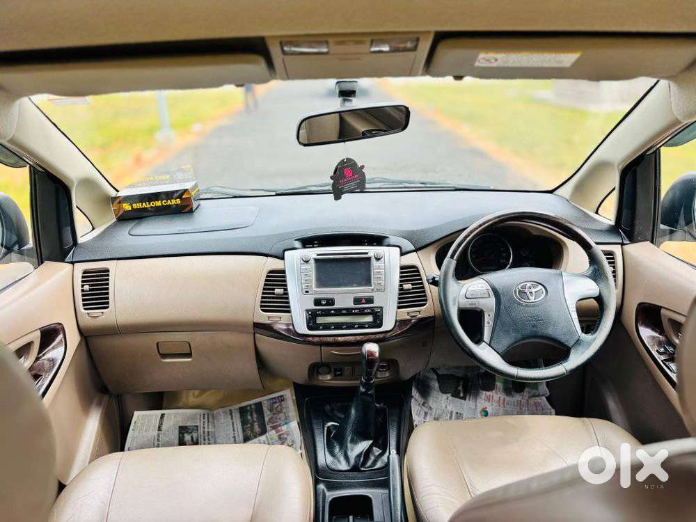 Toyota Innova 2.5 Z Diesel 7 Seater, 2015, Diesel