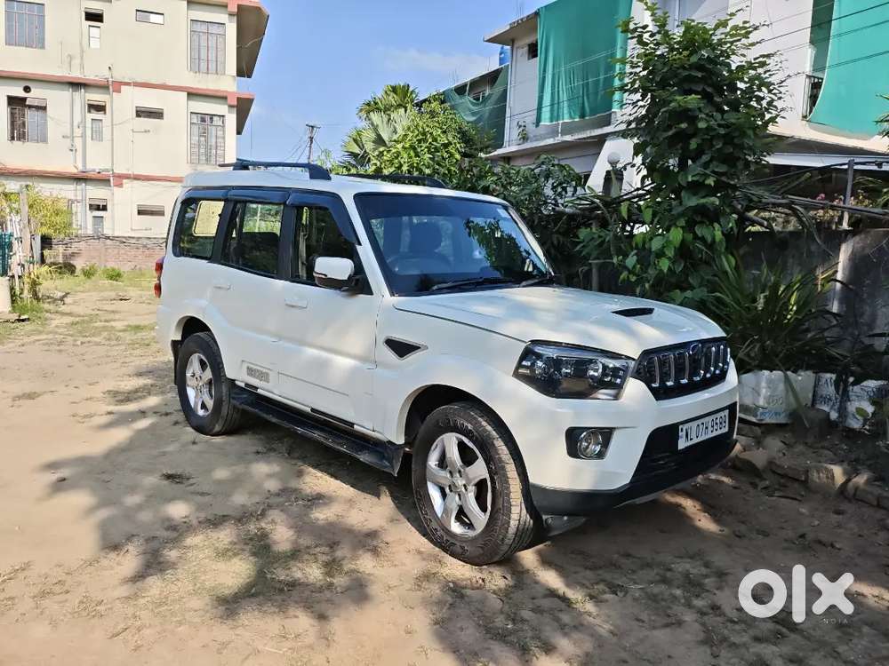 Mahindra Scorpio S11 Diesel 2018