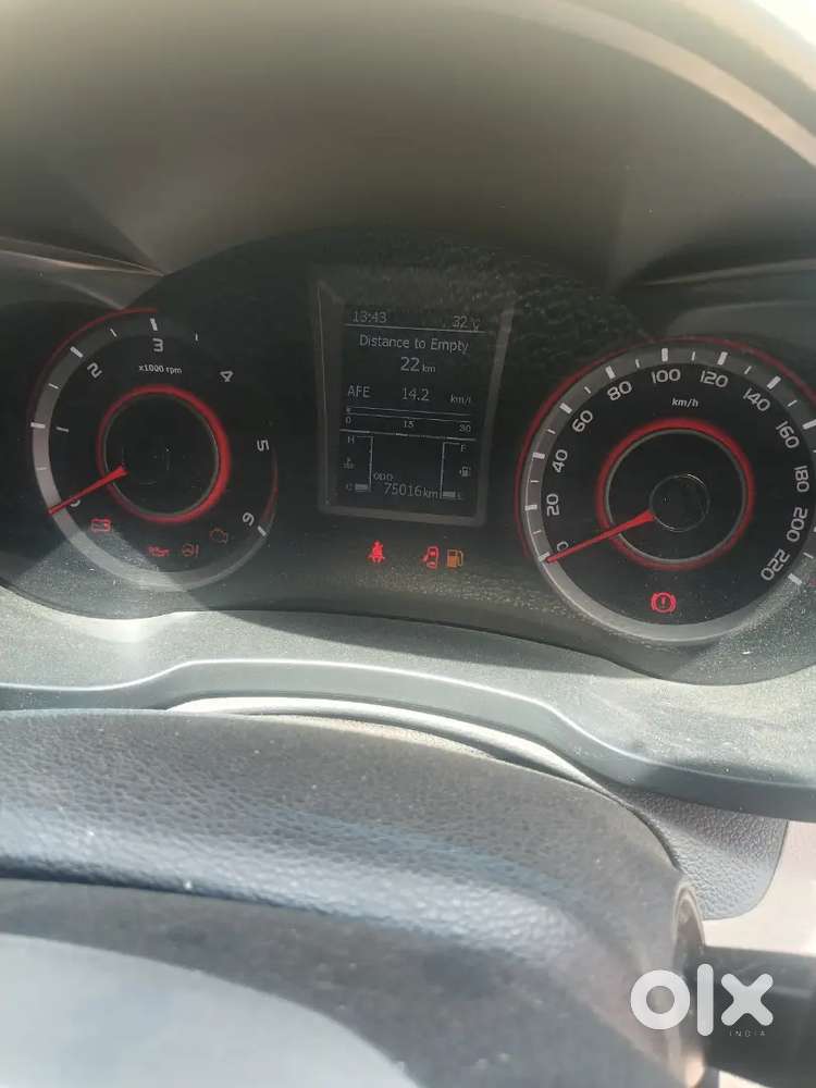 Mahindra Xuv300 2019 Diesel 75000 Km Driven