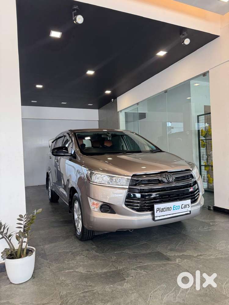 Toyota Innova Crysta, 2019