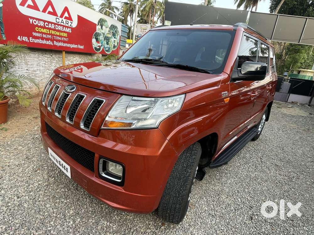 Mahindra Tuv 300 T8 Amt, 2016, Cng & Hybrids