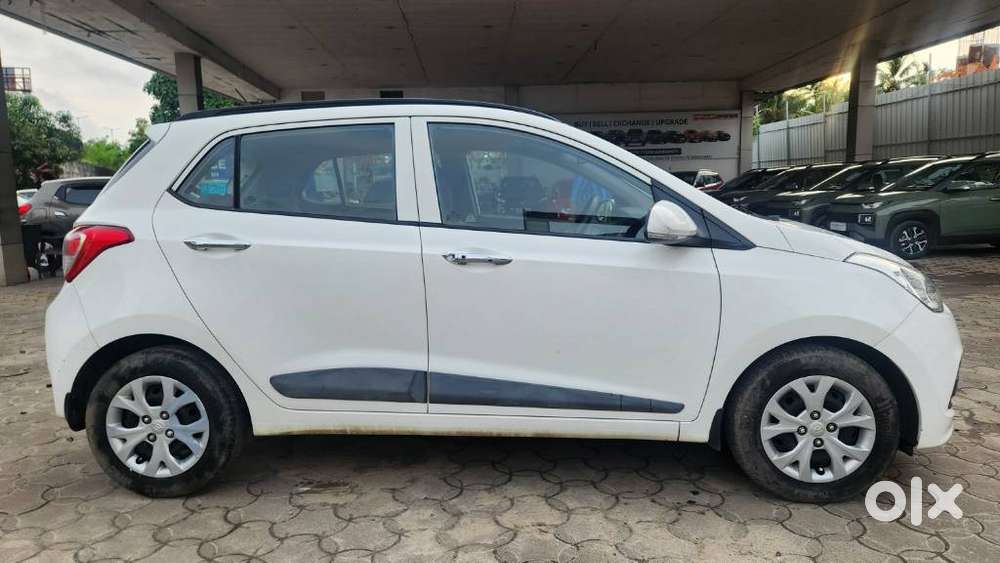 Hyundai Grand I10 Sportz, 2014, Petrol