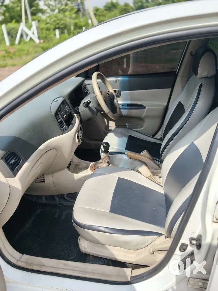 Hyundai Verna 2009 Diesel Manual