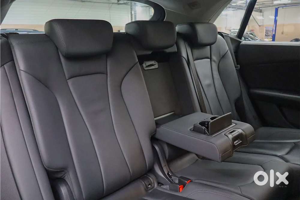 Audi Q8 3.0 Celebration Edition, 2023, Petrol