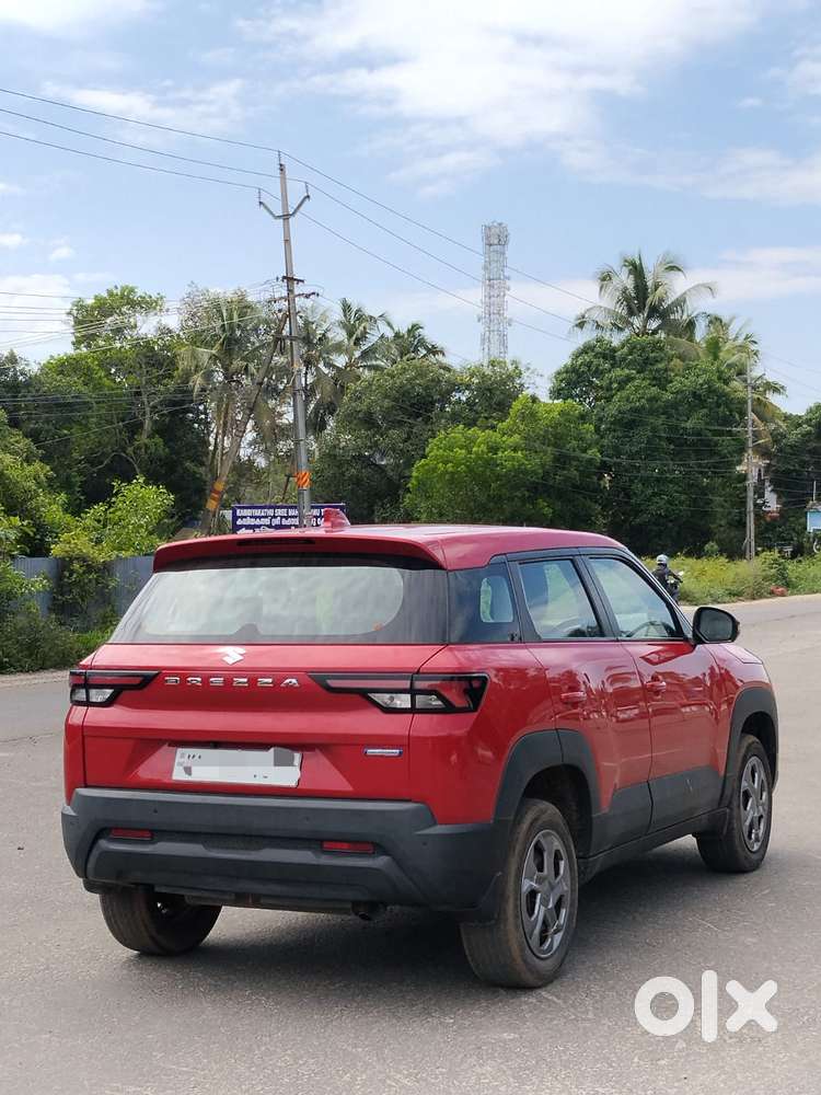 Maruti Suzuki Brezza 1.5 Vxi Smart Hybrid, 2022, Petrol