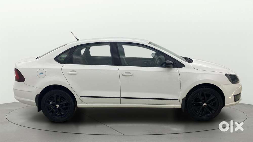 Skoda Rapid 1.0 Ambition TSI, 2020, Petrol