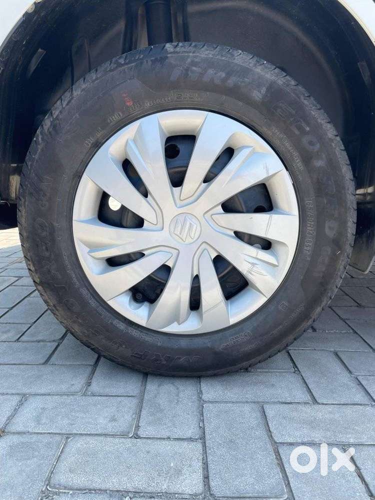 Maruti Suzuki Swift Vxi Optional, 2025, Petrol