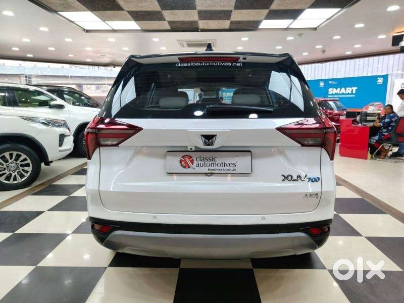 Mahindra Xuv700 2.0 Ax 7 Petrol At Luxury Pack Str, 2024, Petrol