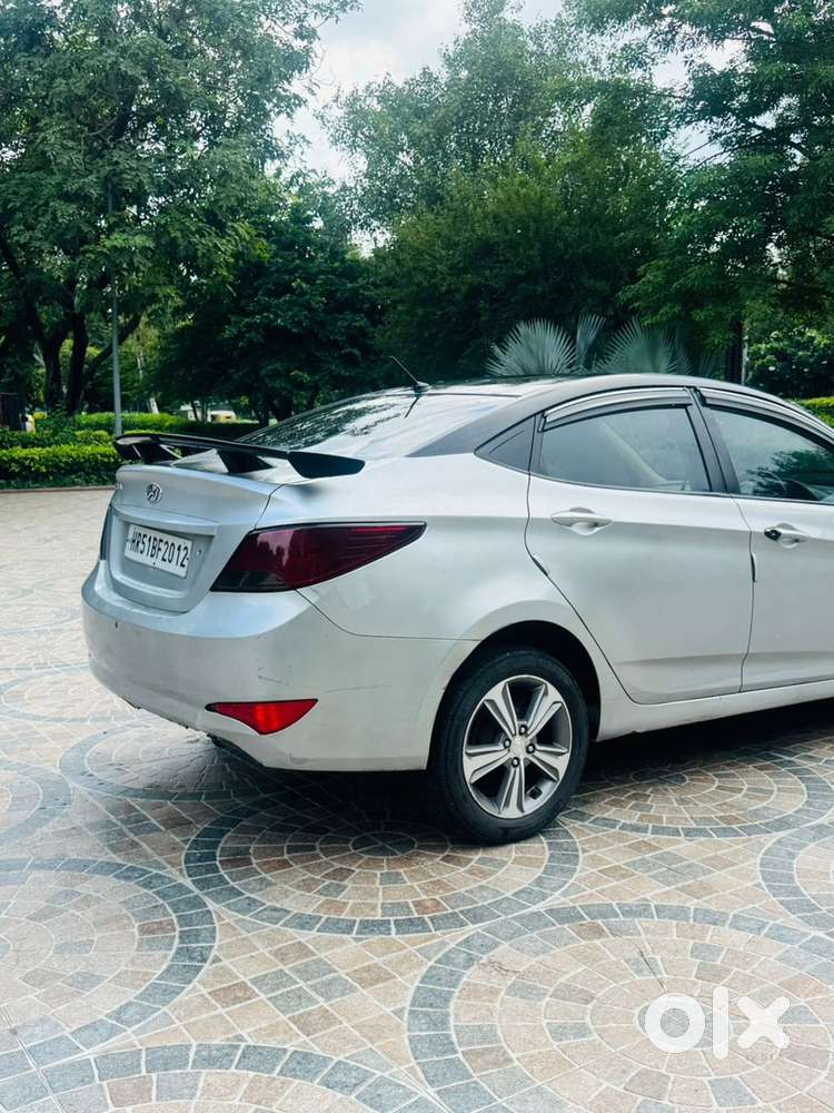 Hyundai Fluidic Verna Petrol 2015