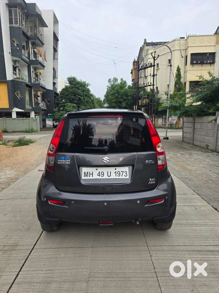 Maruti Suzuki Ritz Zxi Abs, 2014, Petrol
