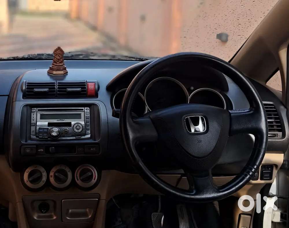 Honda City Zx 2006 Petrol Well Maintained