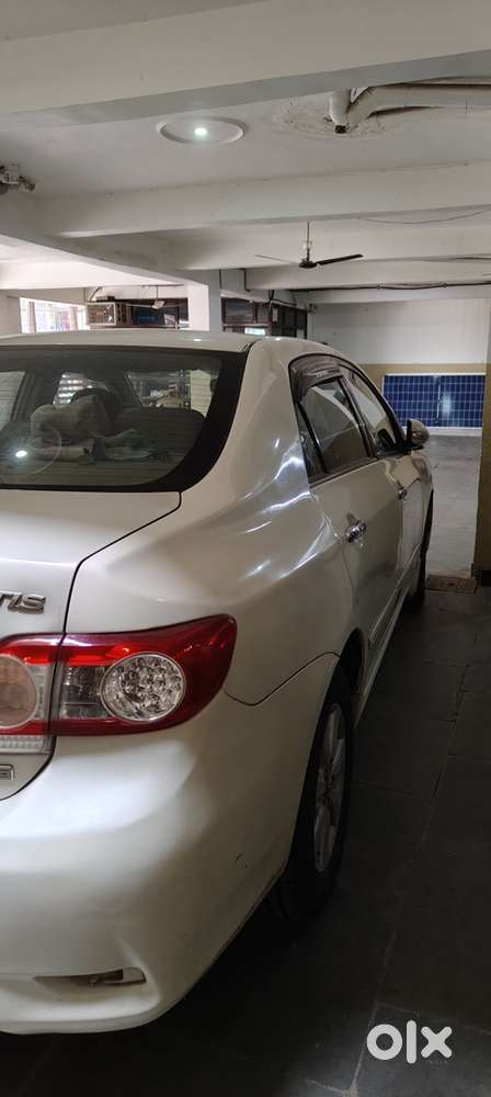 Toyota Corolla Altis 2012