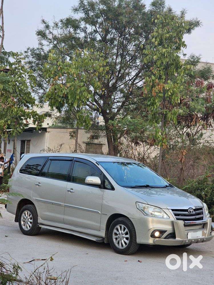 Toyota Innova 2.5 V 7 Str, 2013, Diesel
