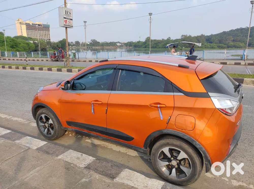 Brand New Condition Tata Nexon 2018 Petrol 34000 Km Driven