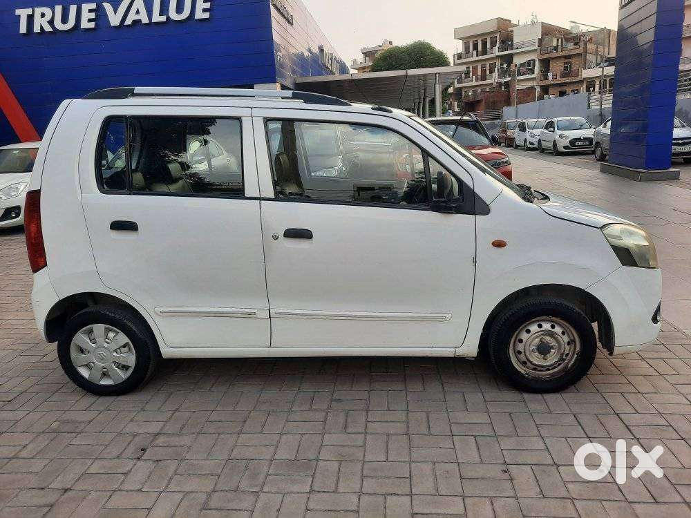Maruti Suzuki Wagon R Lxi Bs Iv, 2012, Petrol