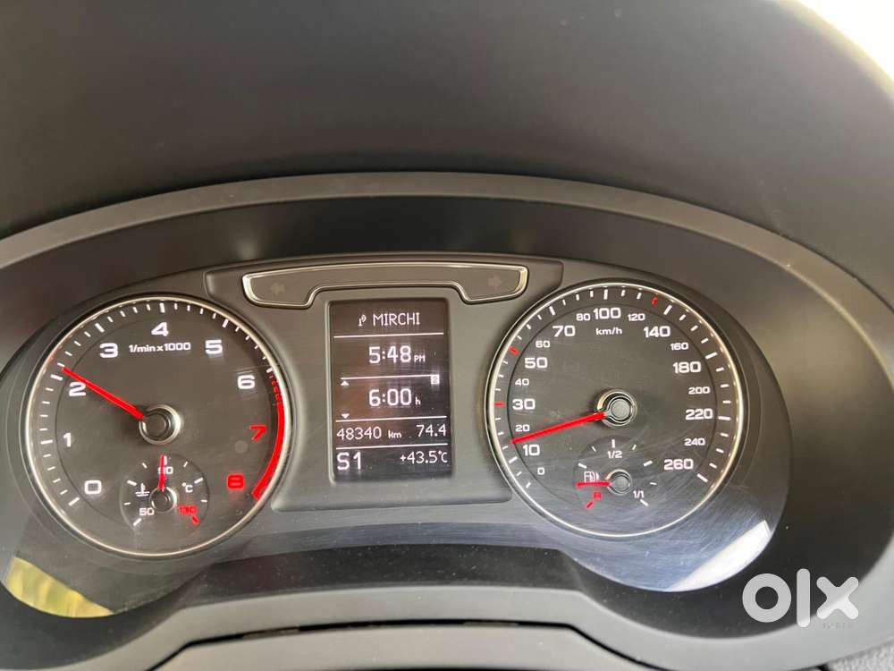Audi Q3 40 Tfsi Premium Plus, 2019, Petrol