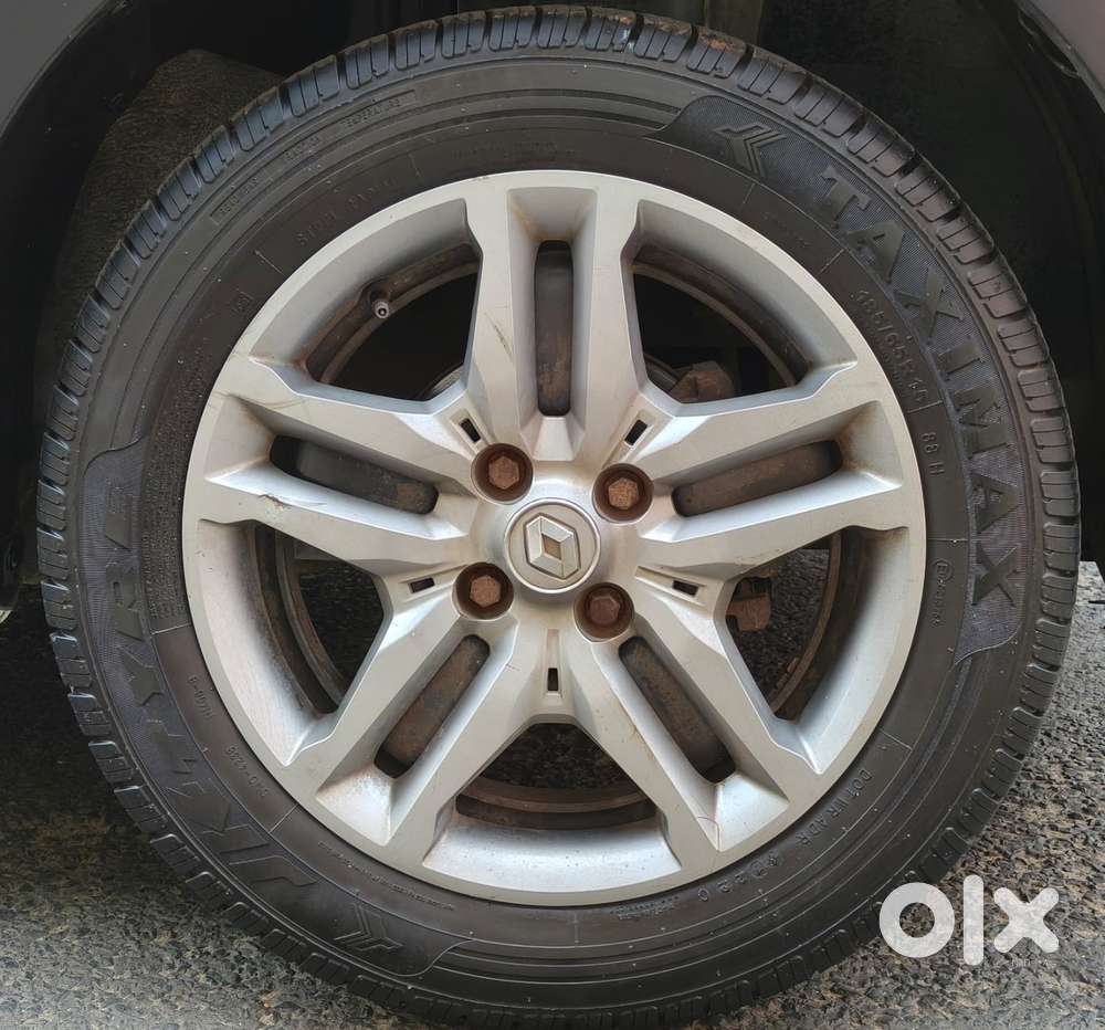 Renault Triber Rxz, 2021, Petrol