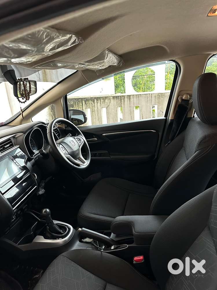 Sparingly Used Honda Jazz Diesel 2019 Topend