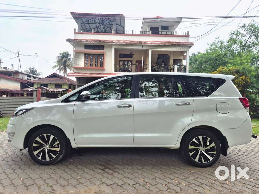 Toyota Innova Crysta 2.4 Z 7 Str, 2026, Diesel