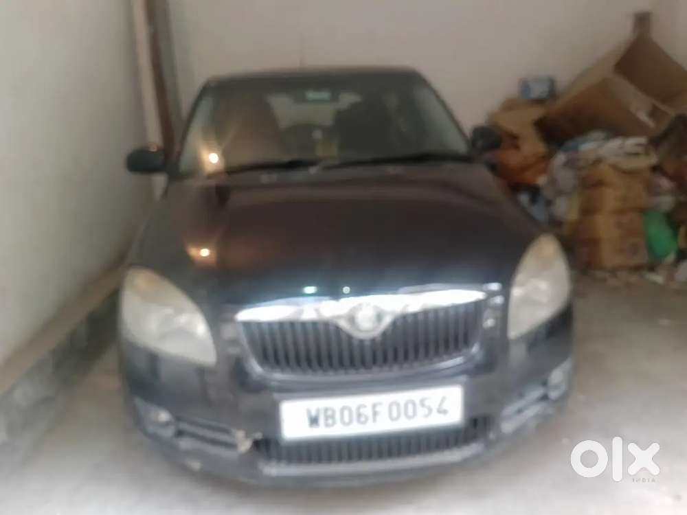 Skoda Fabia 2010 Petrol 70000 Km Driven