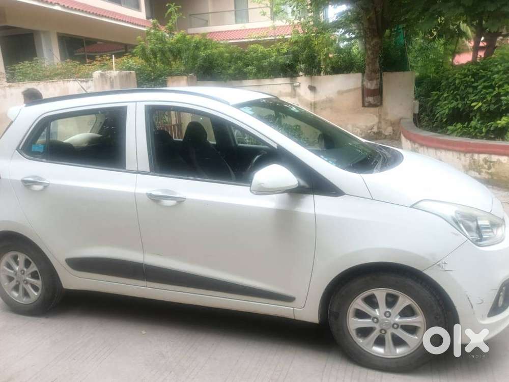 Hyundai Grand I10 2016 Petrol Well Maintained