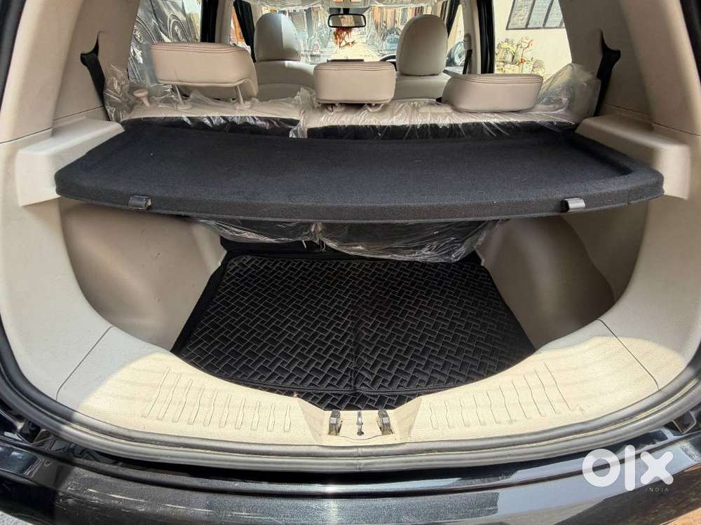 Mahindra Xuv400 Ev 2024 Top Model | 32,000 Km | Excellent Condition |