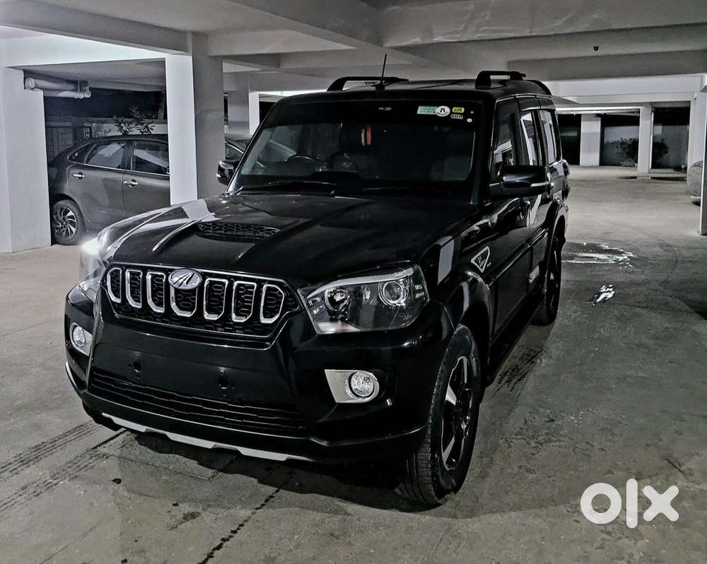 Mahindra Scorpio Classic 2021