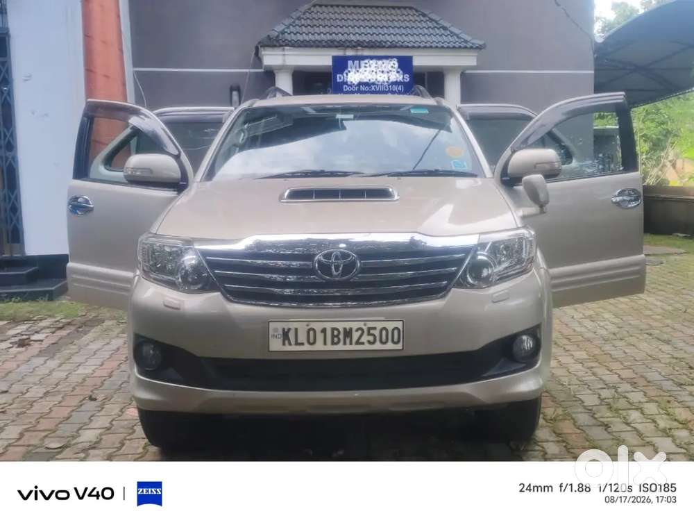 Toyota Fortuner 3.0 4x4 2013