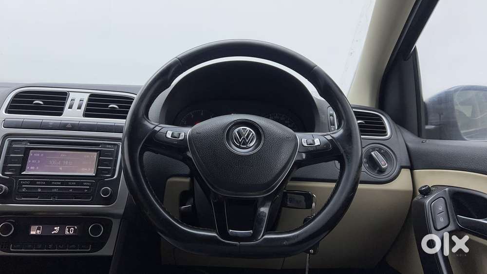 Volkswagen Polo 2009-2013 Petrol Highline 1.2l, 2015, Petrol