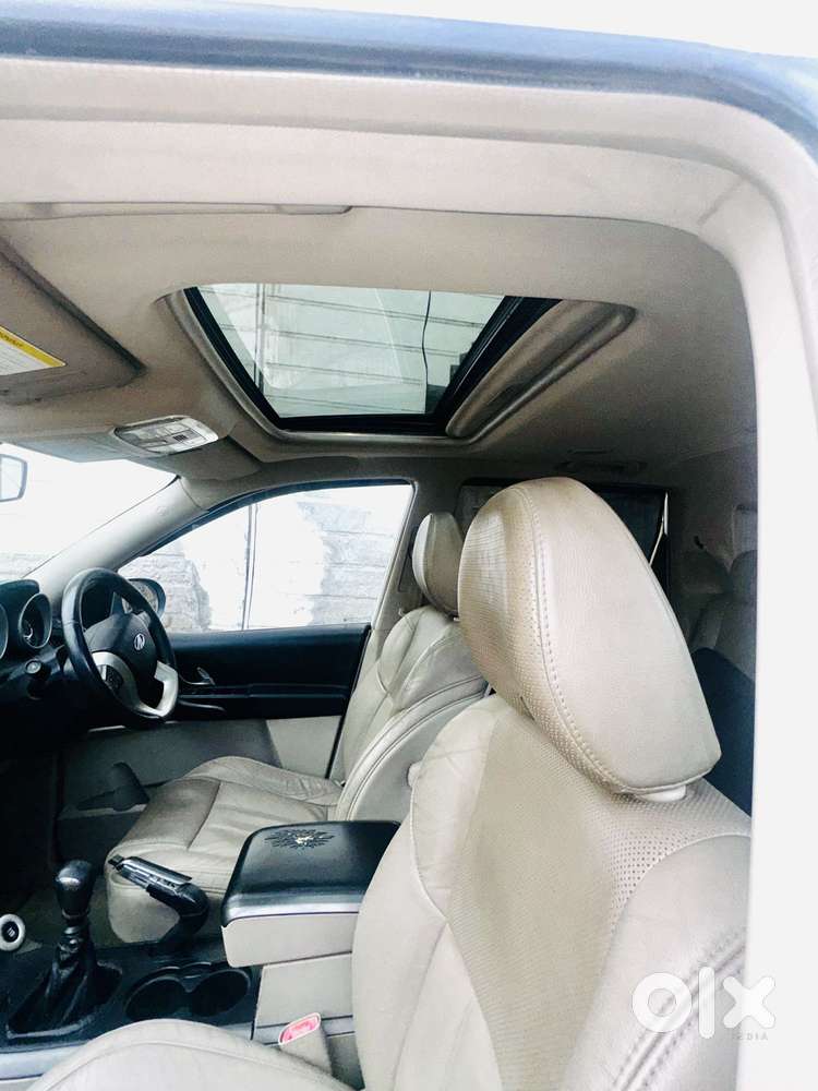 Mahindra Xuv500 2.2 W10 Sportz Edition Mt, 2015, Diesel