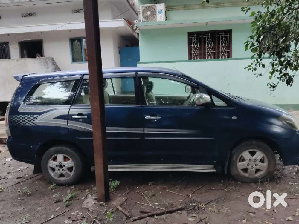 Toyota Innova 2.0 Petrol 2005