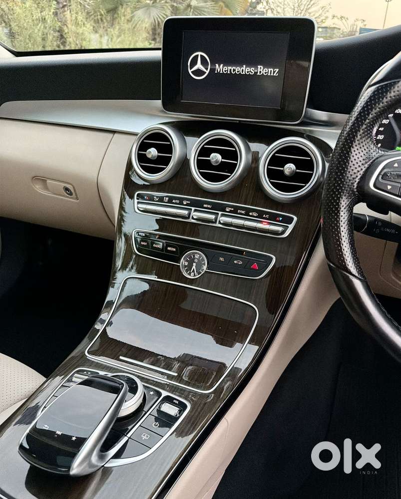 Mercedes-benz C-class [2014-2018] 2.0 C200 Avantgarde, 2017, Petrol