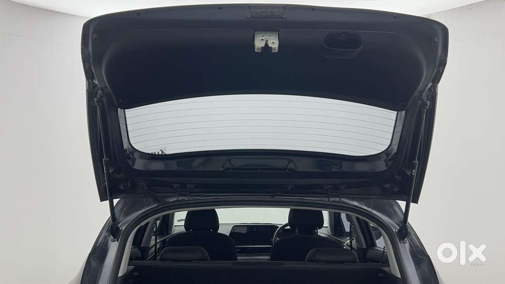 Hyundai New I20 1.2 Asta (o) Mt, 2022, Petrol