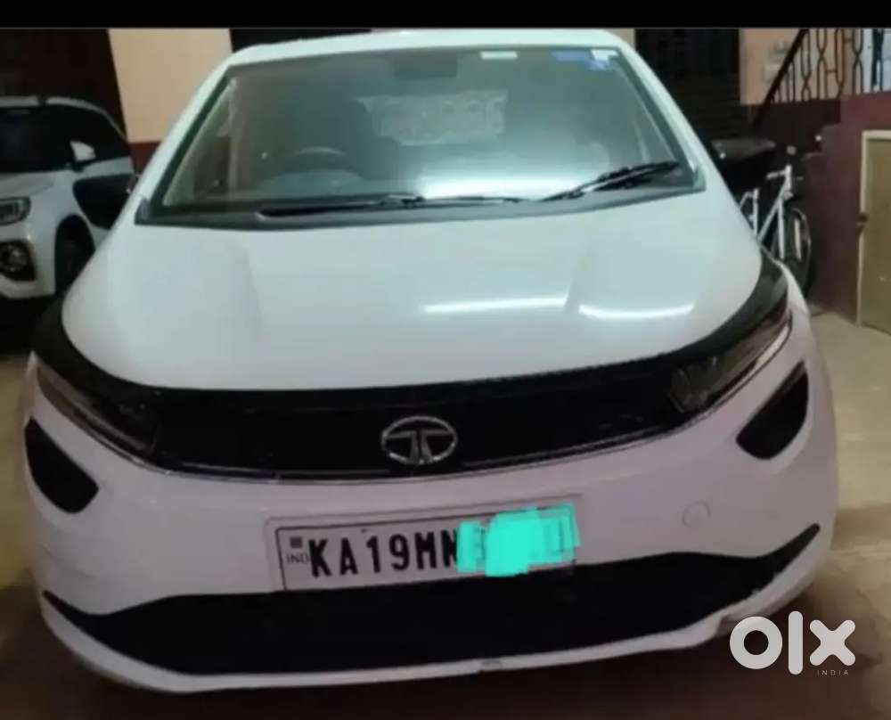 Tata Altroz 2023 Petrol 15000 Km Driven