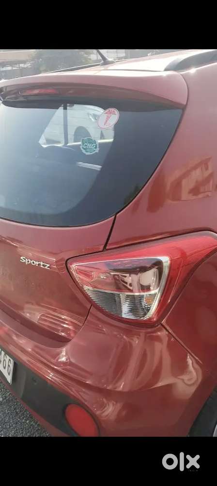 Hyundai Grand I10 2018 Cng & Petrol 70000 Km Driven