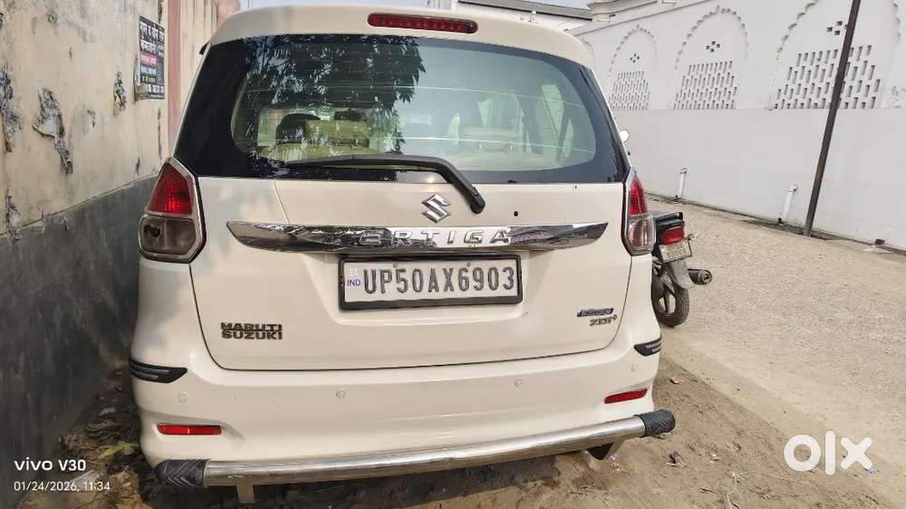 Maruti Suzuki Ertiga 2017 Diesel 120000 Km Driven
