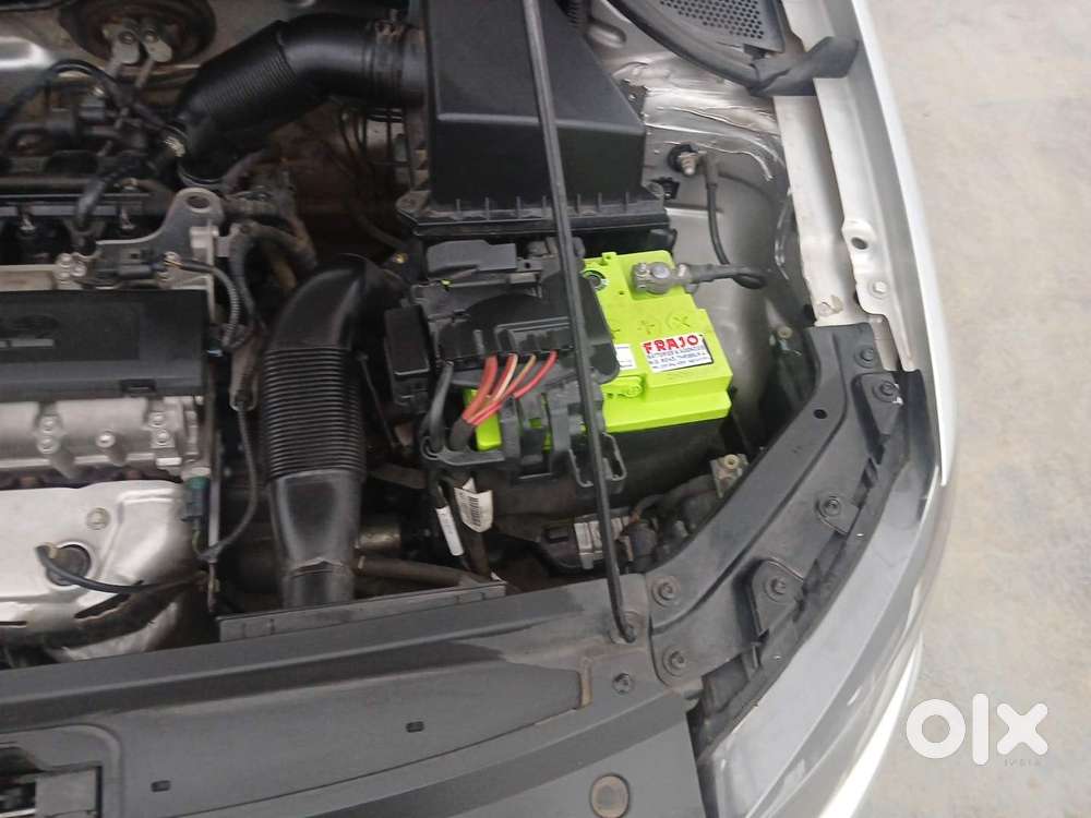 Volkswagen Ameo 1.2 Mpi Highline 16 Alloy, 2016, Petrol