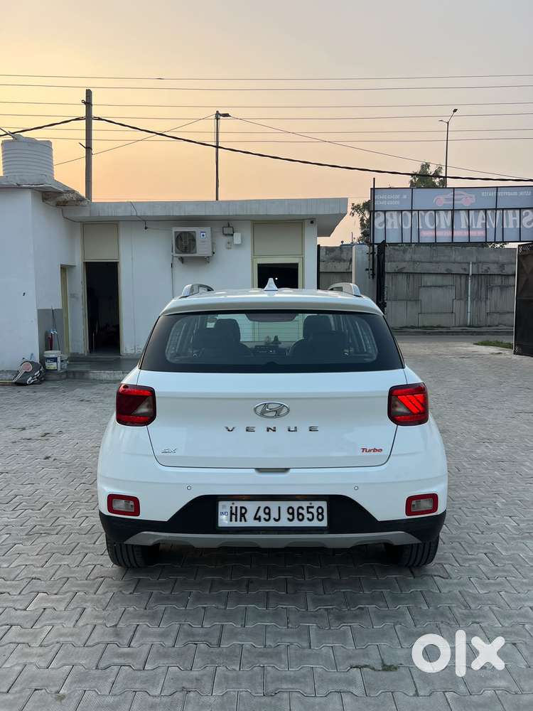 Hyundai Venue Sx Turbo, 2021, Petrol