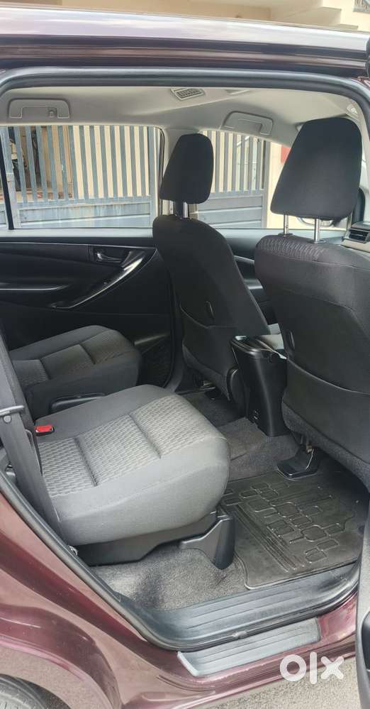 Toyota Innova Crysta 2.8 Gx At 7 Str, 2016, Diesel
