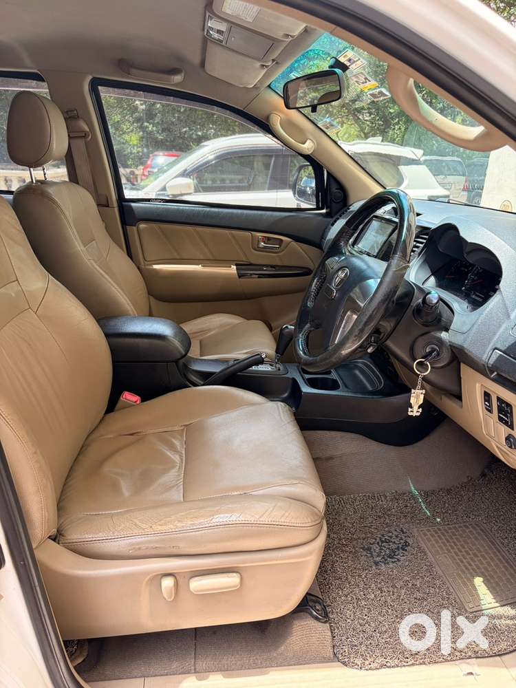 Toyota Fortuner 2014 Dec 4x2 Automatic