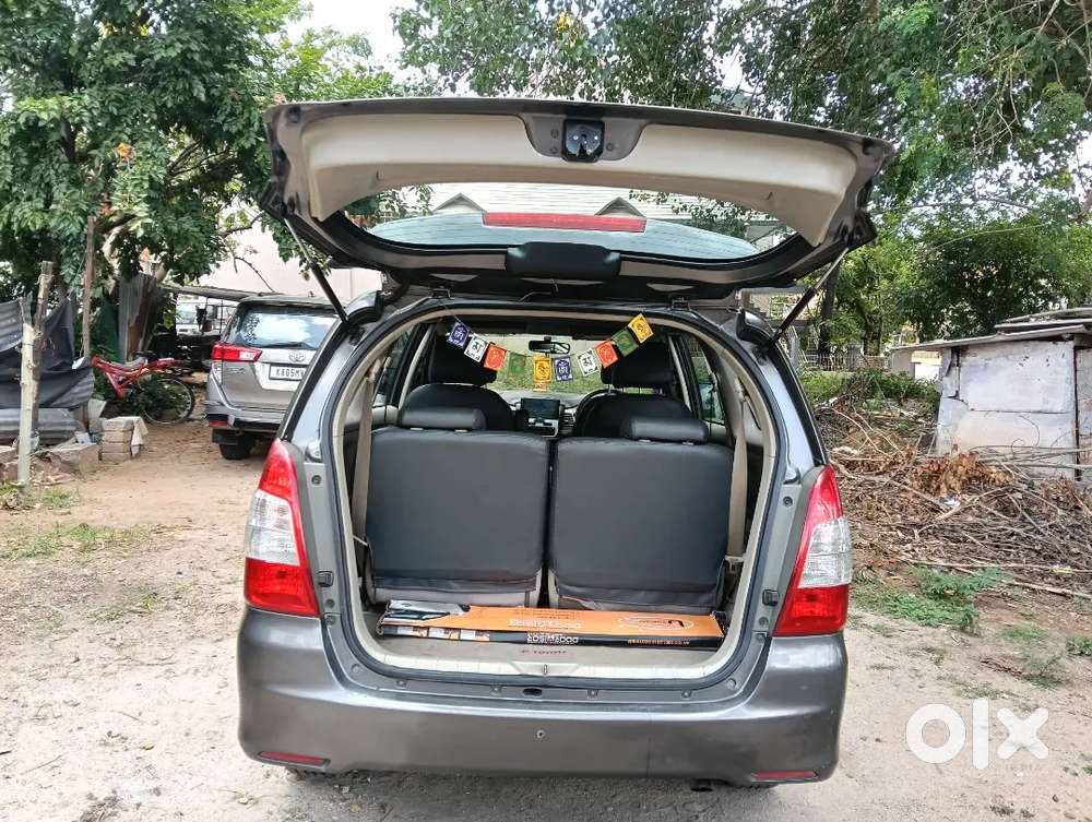 Toyota Innova Diesel 7 Str 2013