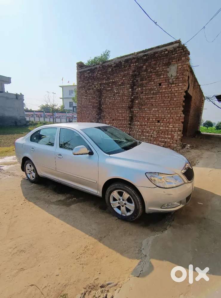 Car Skoda Laura Good Condition With Fancy Number