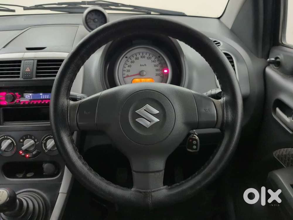 Maruti Suzuki Ritz Vxi, 2014, Petrol