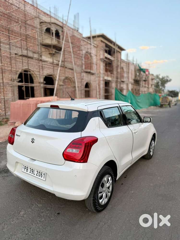 Maruti Suzuki Swift Vxi Optional, 2023, Petrol