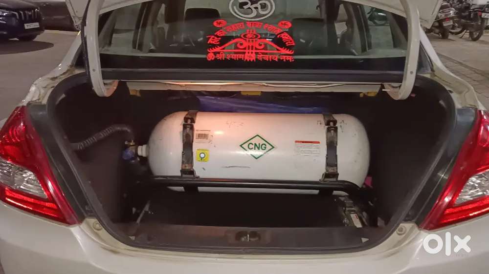 Maruti Suzuki Dzire 2022 Cng & Hybrids 90000 Km Driven