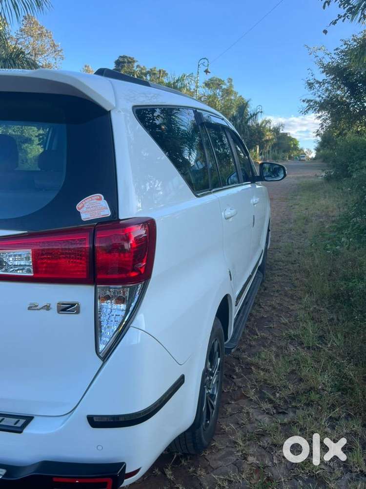 Toyota Innova Crysta 2022 Diesel Well Maintained